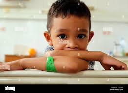 Bambino dell'ospedale immagini e fotografie stock ad alta risoluzione