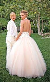 Serena rossi is the perfect synthesis of elegance, simplicity and professionalism. Ellen Degeneres And Portia De Rossi Share Wedding Day Footage E Online