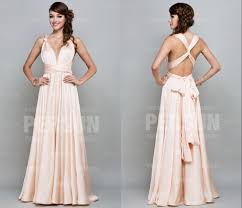 Découvrez la toute dernière sélection de vêtements, chaussures et bijoux de demoiselles d'honneur chez asos. Les Plus Belles Robes De Demoiselle D Honneur Blog Officiel De Robespourmariage Fr