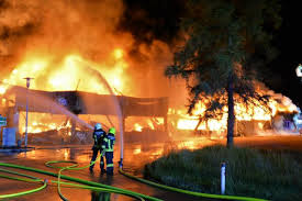 Großfeuer in der nacht auf den 26. Rjhge1vdmxilrm