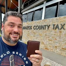 Lost wallet found at courthouse