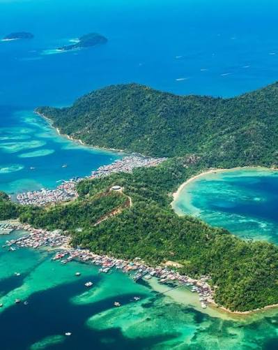 Gaya Island Tailor-Made Tours and Holidays 2026-2027 | Cox & Kings