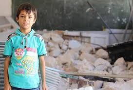 Le lendemain le petit garçon fouille dans le sac à mains de sa mère et trouve sa carte d'identité. Garcon 9 Ans Livre Education Enfant Que Faire