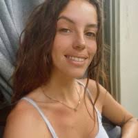 90+ perfiles de «Simón»