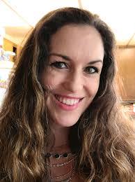 Sara Ochoa's Instagram, Twitter & Facebook