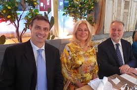 This group born for all that person who wants to speak italian, learn italian language and the culture. L Accademia Della Cucina Torna Live A New York Con Taste Of Sicily Moondo