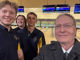 The SC4 bowling team hit the lanes today with President Kramer cheering  them