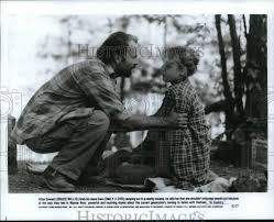 1989 Press Photo Bruce Willis and Emily Lloyd star in the film "In Country" 