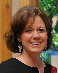 Sue Whipple's Instagram, Twitter & Facebook