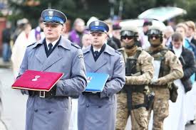 12 w kościele nmp matki miłosierdzia w oleśnicy zostanie odprawiona msza św. Pogrzeb Policjanta Ktory Zginal Podczas Strzelaniny Zdjecia Dziennikbaltycki Pl