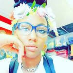 Vanessa Elmore's Instagram, Twitter & Facebook