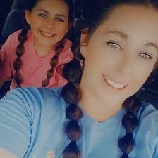 This be every girl at the club when they hear “Cash money records taking  over the 99' & 2000s” 😂😂😂