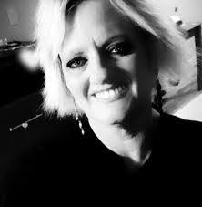 Angela Lunsford's Instagram, Twitter & Facebook