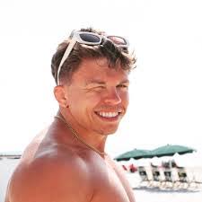 Blake Clevenger's Instagram, Twitter & Facebook