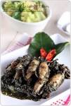 Hai mom kesempatan kali ini kita akan bahas perihal  resep cumi masak hitam