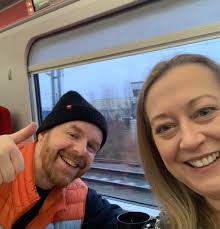 Deborah Lowe (@debzlowe)