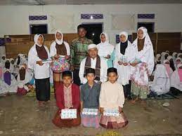 Struktur organisasi bertujuan menjaga kestabilan suatu jabatan agar tidak terjadi kesimpangsiuran pekerjaan. Dayah Darussa Adah Terpadu Cot Bada Bireuen Home Facebook