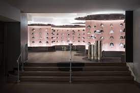 002 Hat Cloud Key To Style By Nendo Shop Interiors Interior Design Business Store Design Boutique