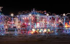 The Best Christmas Light Displays In Every State Best Christmas Lights Best Christmas Light Displays Solar Christmas Lights
