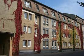 Bitte beachten sie, dass je nach einstellung des werbeblockers eventuell nicht alle inhalte der seite korrekt dargestellt werden können. 1 Zimmer Wohnung Zu Vermieten Klosterstrasse 21 03046 Cottbus Stadtmitte Mapio Net