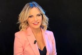 Primo maggio, i negozi saranno aperti. Giovanni Terzi Fidanzato Simona Ventura Chi E Eta Altezza Carriera
