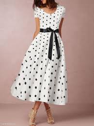 C'est un eshop ou l'on trouve aussi une catégorie grande taille. Hungry And Nostalgic March 2019