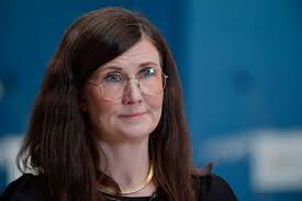 Stenevi sade i en riksdagsdebatt att hon inte företräder ett marxistiskt perspektiv, en tämligen anmärkningsvärd brist på självinsikt eftersom det är just vad hon gör. Stenevi L Inte Intresserade Av Att Forhandla