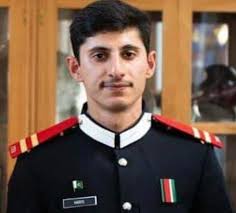 Cadet Muhammad Haris Mairaj, Pakistan Army, declared overall best foreign  national Military Cadet at passing out parade held at Royal Military  College, Duntroon, Australia today. Well done Pakistan. 🇵🇰#PakistanArmy  #AustralianArmy