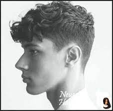 Haare stylen wie ein echtes fitness model! Bild Fur Frisuren Manner Locken 2018 Frisur Jungs Im Jahr 2018 Neuestes Shark I Jungs Frisuren Frisuren Manner Locken Kurzhaarfrisuren Naturlocken