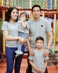 Kesehatan ayah nindy ayunda drop sampai meninggal usai tahu soal kdrt. Nikahi Pemilik Pabrik Besar Di Jawa Barat Begini Mewahnya Rumah Nindy Ayunda Tapi Bagian Dapurnya Bikin Pangling Semua Halaman Sajian Sedap
