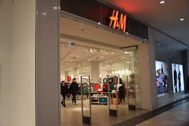 We offer fashion and quality at the best price in a more sustainable way. H M Neutor Galerie Dinslaken