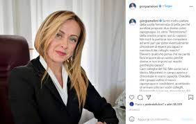 Quanto è alta e quanto pesa? Chi E Giorgia Meloni Biografia Eta Carriera Marito E Figlia Politica E Instagram