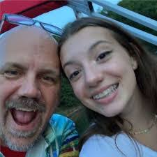 Donna Krall's Instagram, Twitter & Facebook