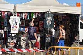 Kenpark beautiful, great body, she just have it all.