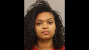 Officials: Woman boarded plane with no ID