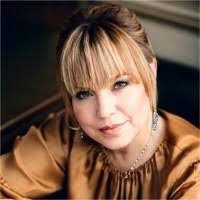 Adelaida Mesa's Instagram, Twitter & Facebook