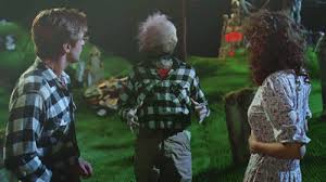 Beetlejuice eating is a reaction image macro of american performer beetlejuice at a table eating and looking at something out of frame. Pin On Spooky Gifs
