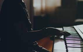 Simple piano songs with letters for piano players. 25 Easy Piano Songs That Sound Complicated But Aren T Solfeg Io