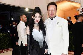 Fashion & the catholic imagination costume. Elon Musk Nach Tv Auftritt Freundin Grimes Muss Ins Krankenhaus Gala De