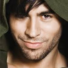 Listen to Chalo Be Khawab Ho Jayein(29 Decmber 2015) Last Show :'( by Maan  Munsab Official in Urdu Poetry playlist online for free