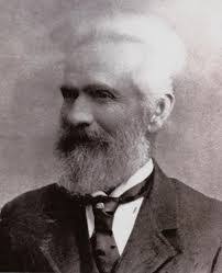 Elizabeth Axton's Instagram, Twitter & Facebook