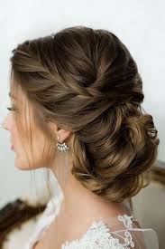 Linwood is a licensed hairstylist and cosmetology teacher. 88 Wedding Hair Updos That Wow Weddingomania