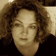 Danielle Strachan (@daniellestrach)