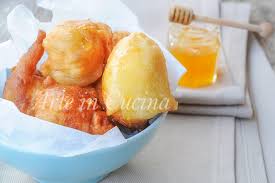 Ricette dell.antica grecia tagged antica cucina greca, artemidoro, dolci. Loukoumades Zeppoline Dolci Al Miele Ricetta Greca