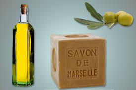 Huile D Olive Et Savon De Marseille Les Bienfaits Des Soins Naturels Medecine Et Bien Etre