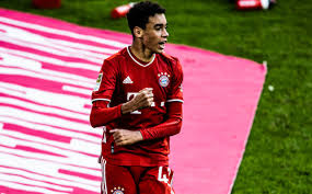 Musiala was asked if anything funny happened in his first training session and the youngster sheepishly told the tale. Jamal Musiala Signs His 1st Contract With Bayern Munich Turned 18 Football24 News English