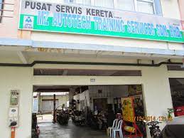 Pengecatan ini berguna bagi pemilik mobil yang ingin membetulkan warna bodi yang sudah rusak akibat lecet atau baret. Bengkel Body Kereta Seremban 2