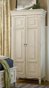 Stylish Without Being Snobby Summer Hill Bedroom Collection By Universal Furniture Is Both Fresh An Bedroom Furniture Design Furniture White Painted Furniture