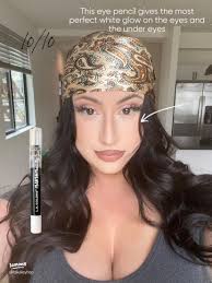 Brighten Your Undereye: L.A. Colors Marshmallow Eye Pencil Review