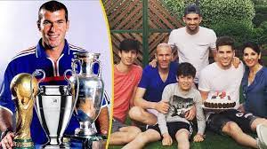 Prinsip untuk bertoleransi dalam beragama pun diamalkan zidane. Zinedine Zidane Korban Rasisme Yang Angkat Derajat Sepakbola Prancis Okezone Bola